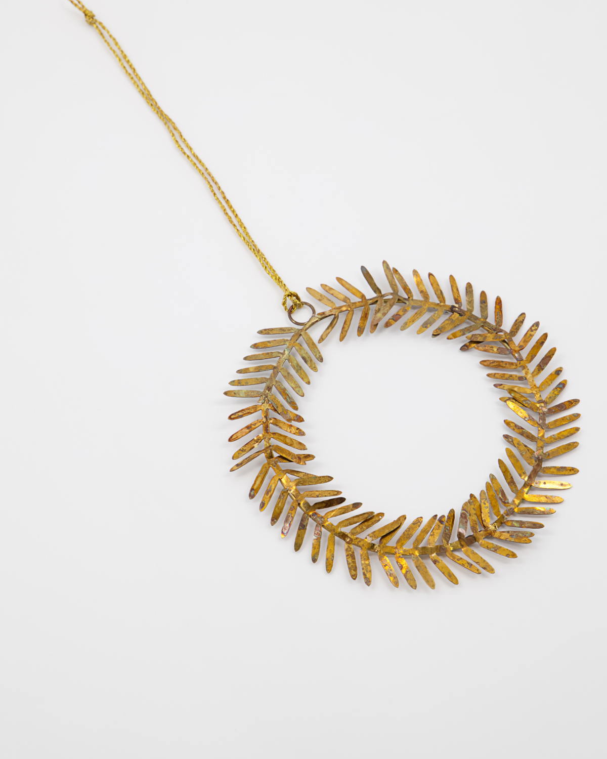 Golden Brass Wreath Tree Decoration