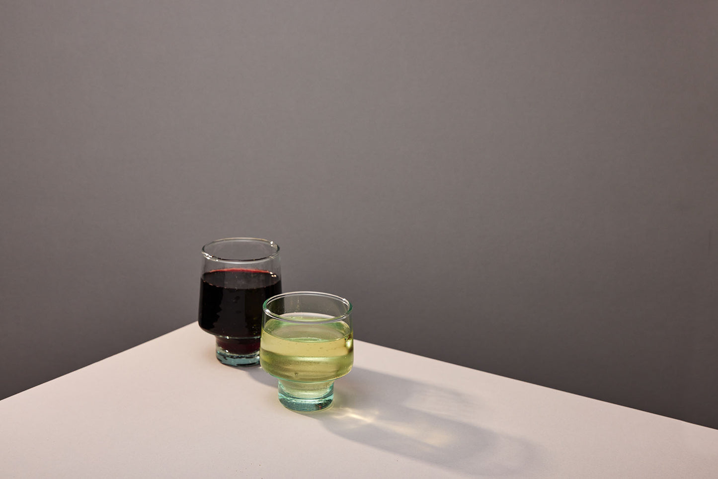 Low Stackable Wine Glass