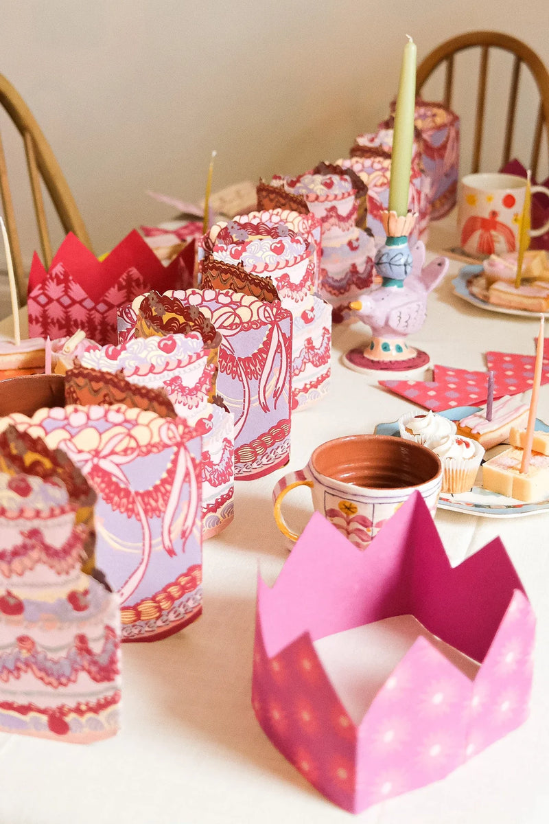 Garlands & Decorations