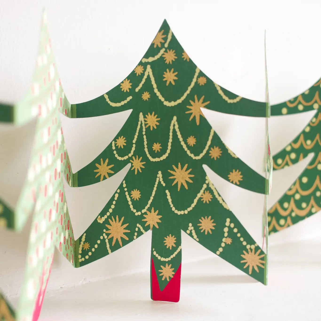 Christmas Tree Concertina Garland