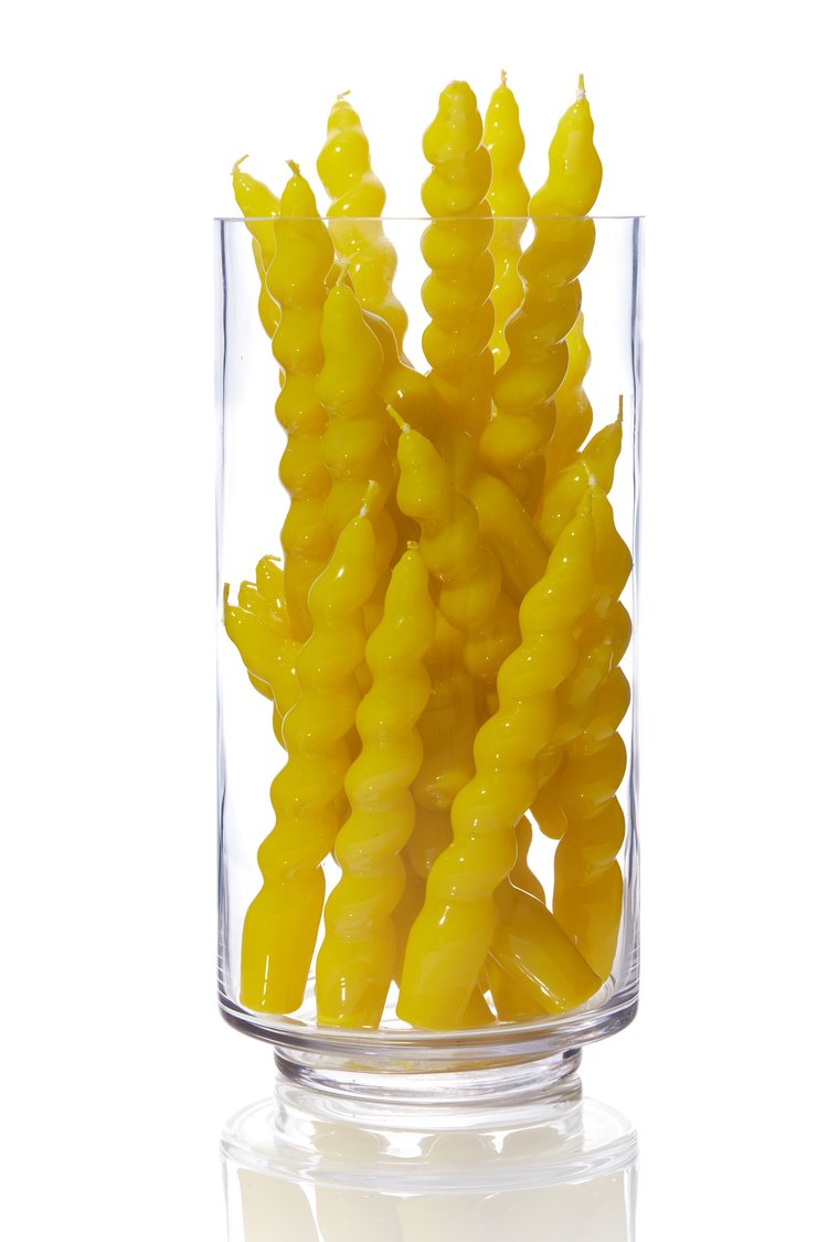 Single Spiral Taper Candle