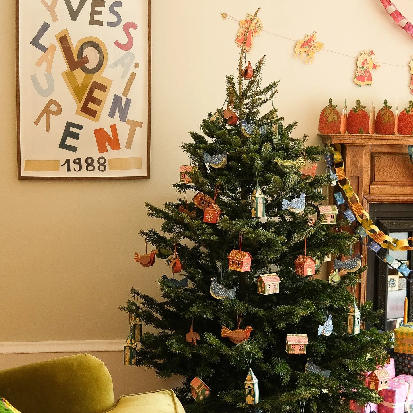 Robin Screen-Printed Decoration