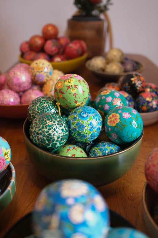 Paper Mâché Flower Baubles