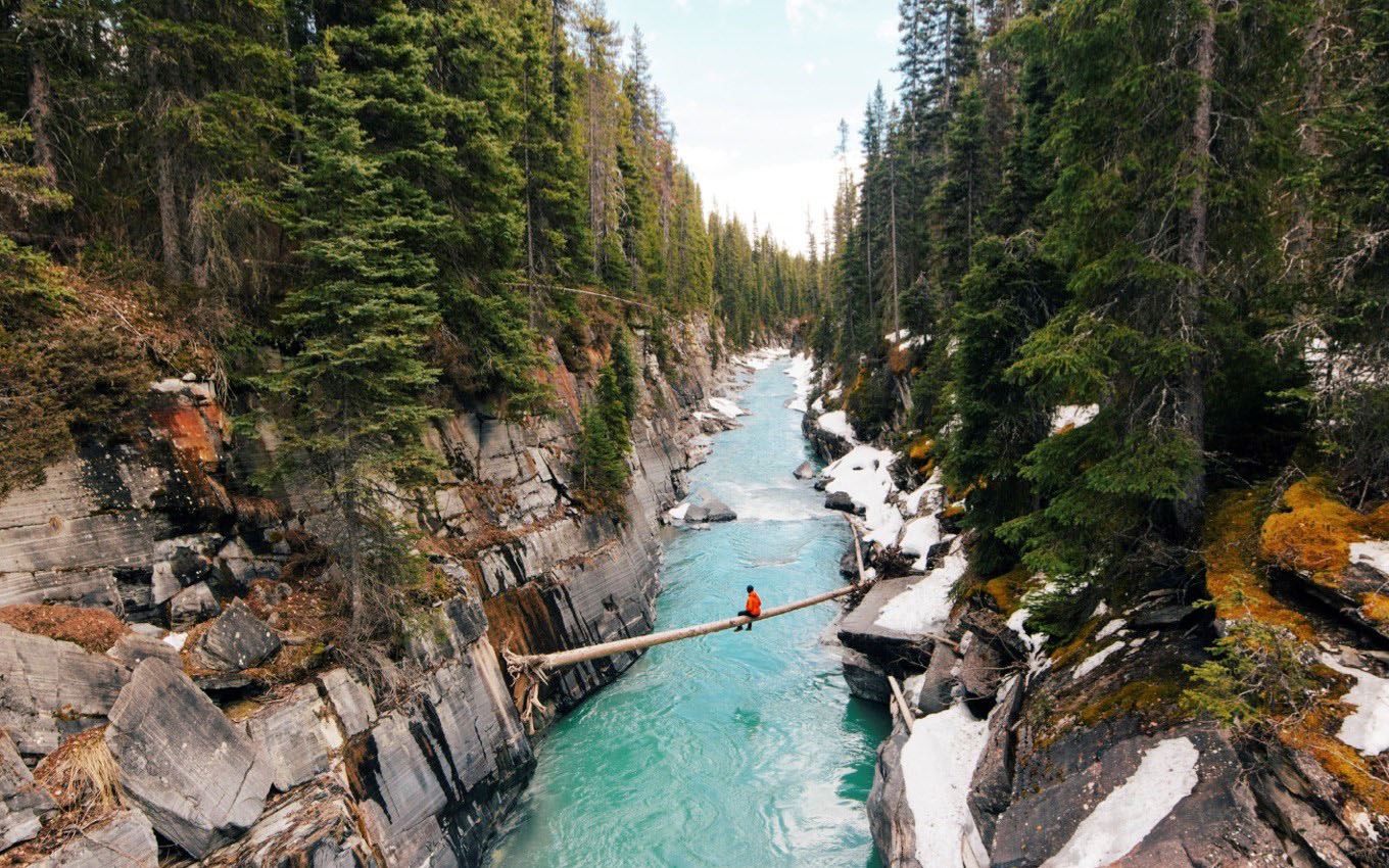 Wanderlust: Hiking On Legendary Trails