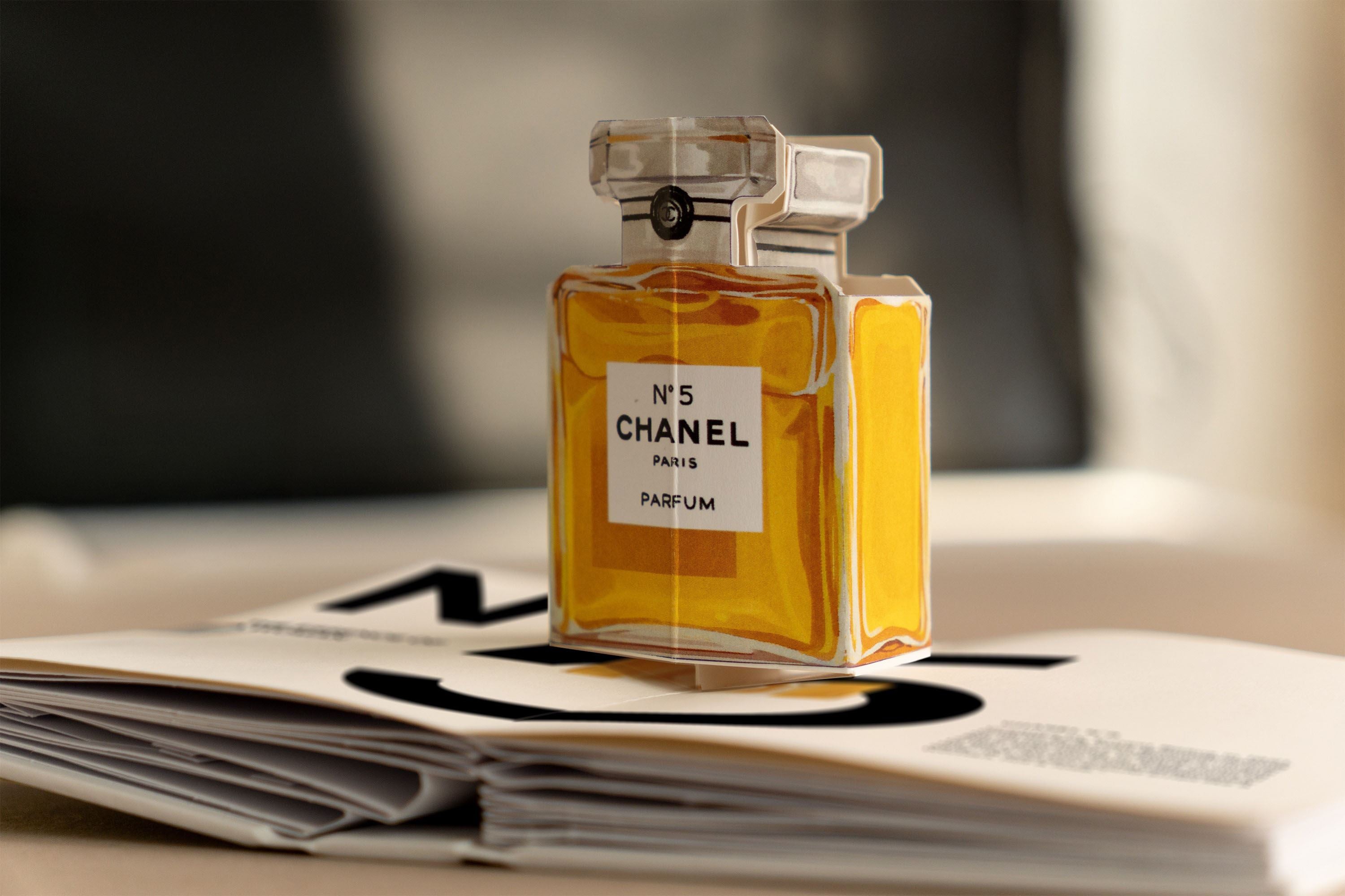 Fashion Unfolded: Pop Up Chanel Book