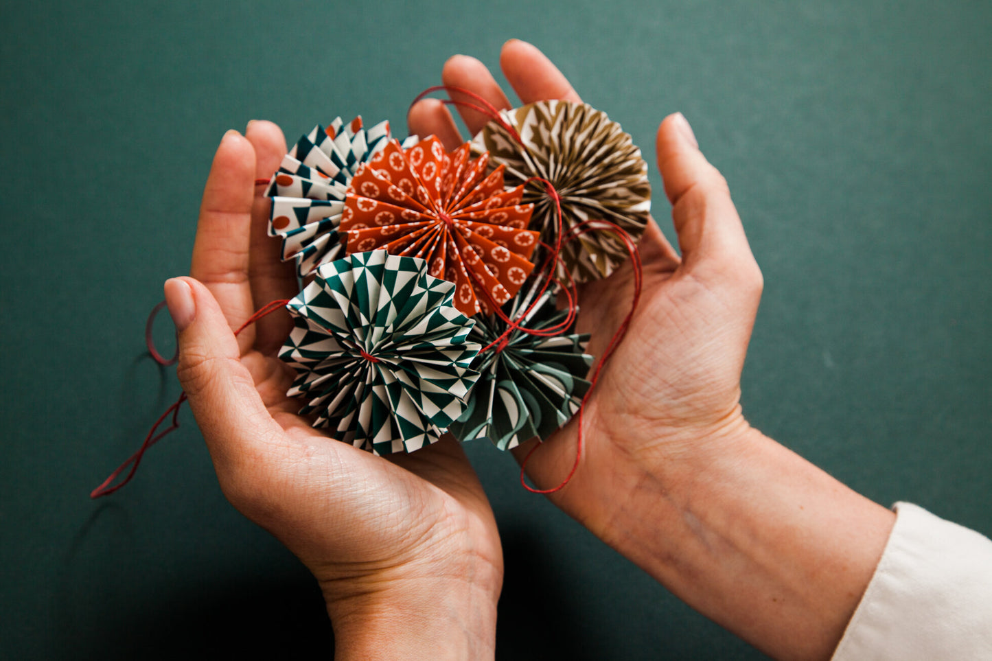 Paper Rosette Garland Kit