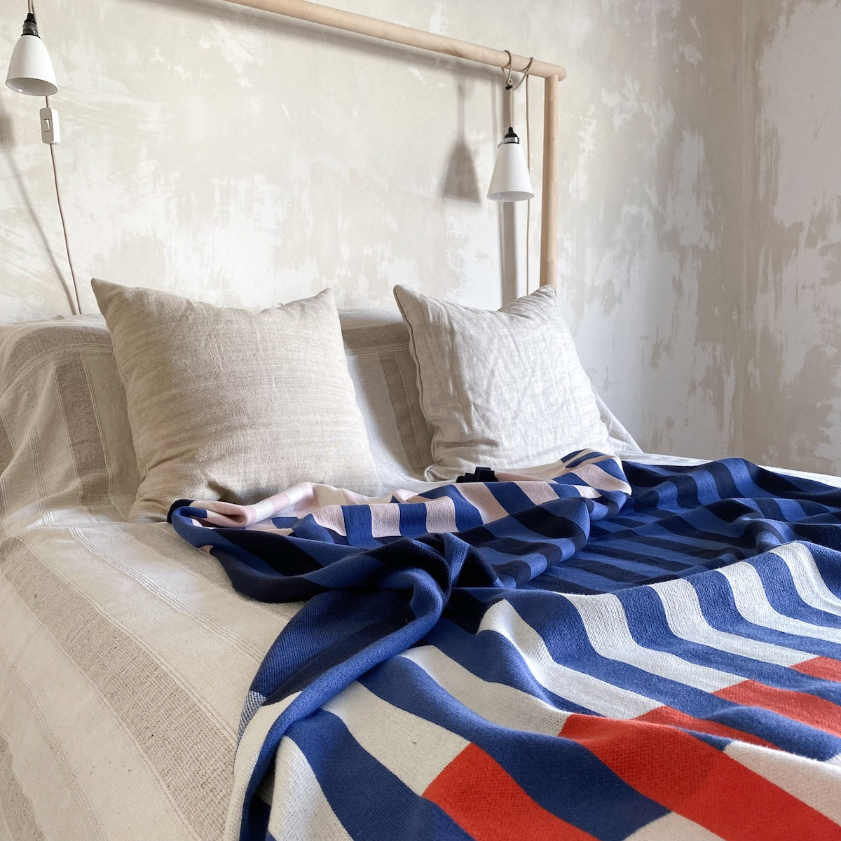 Studie Throw - Navy