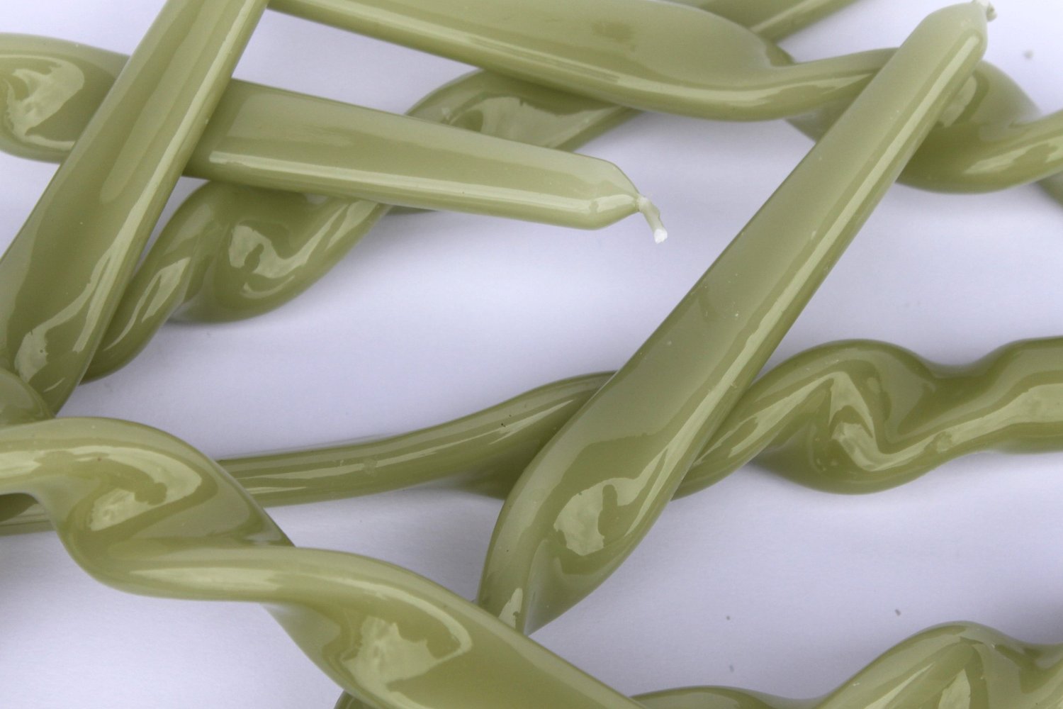 Single Twist Taper Candles