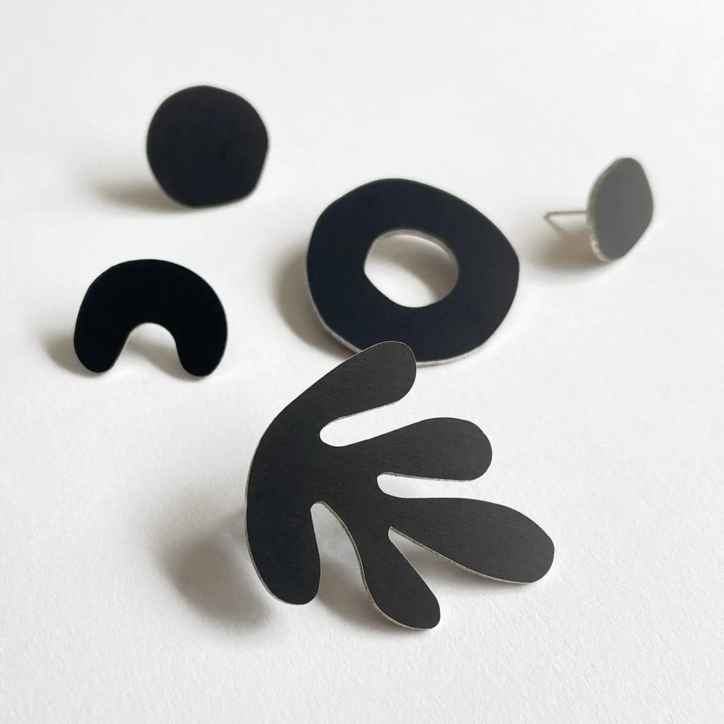 Black Seaweed Earring Set