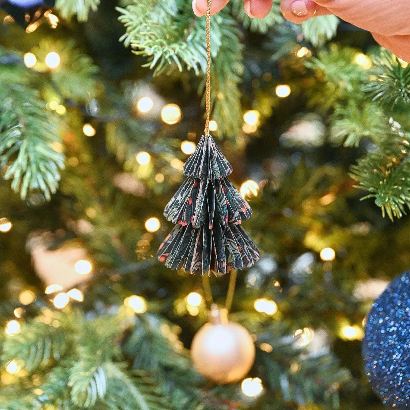 Keepsake Ornament Greeting Card - Honeycomb Tree