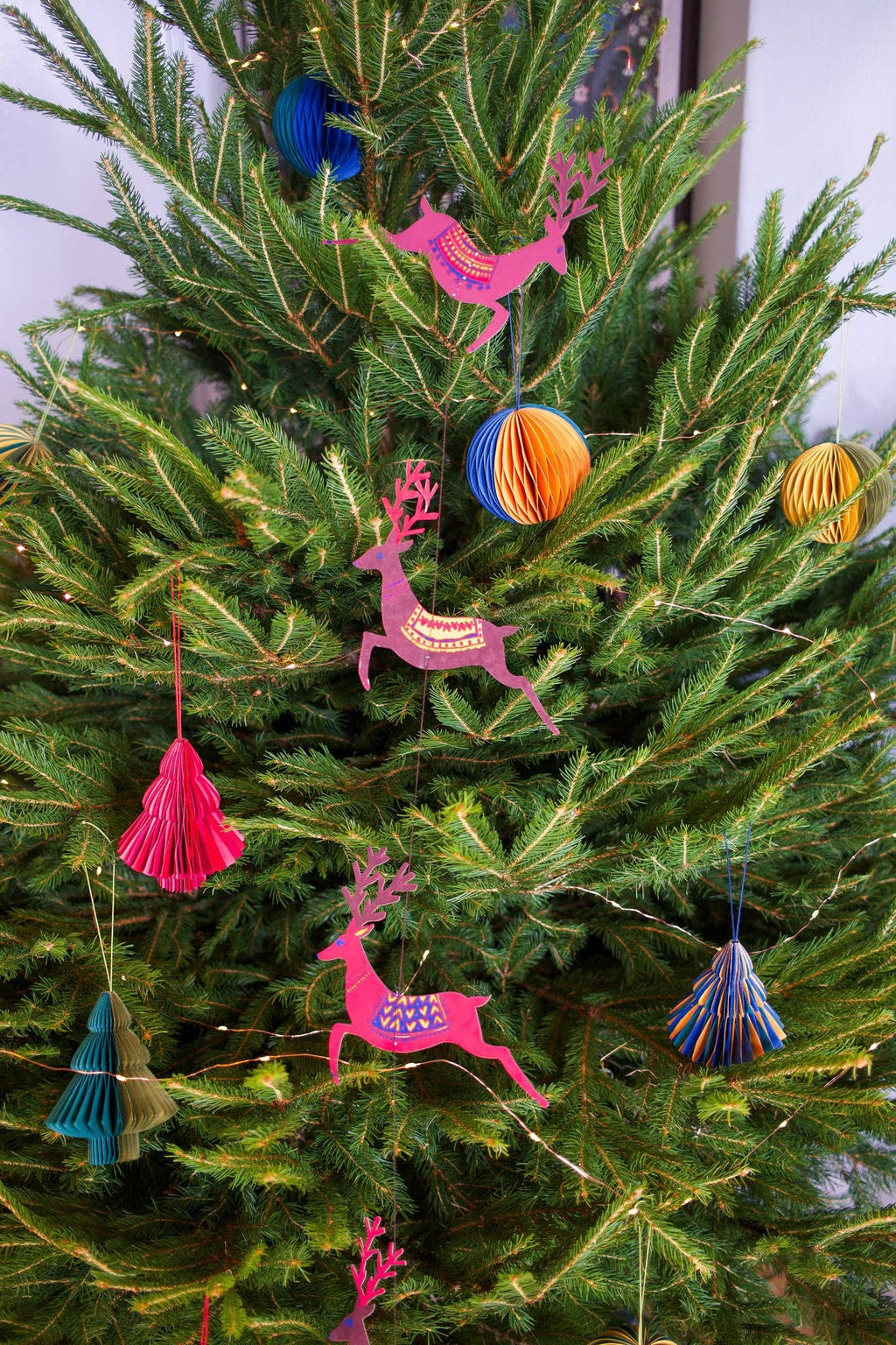 Reindeers Vertical Wall Hanging Garland