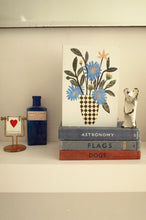 Chequer Vase Card