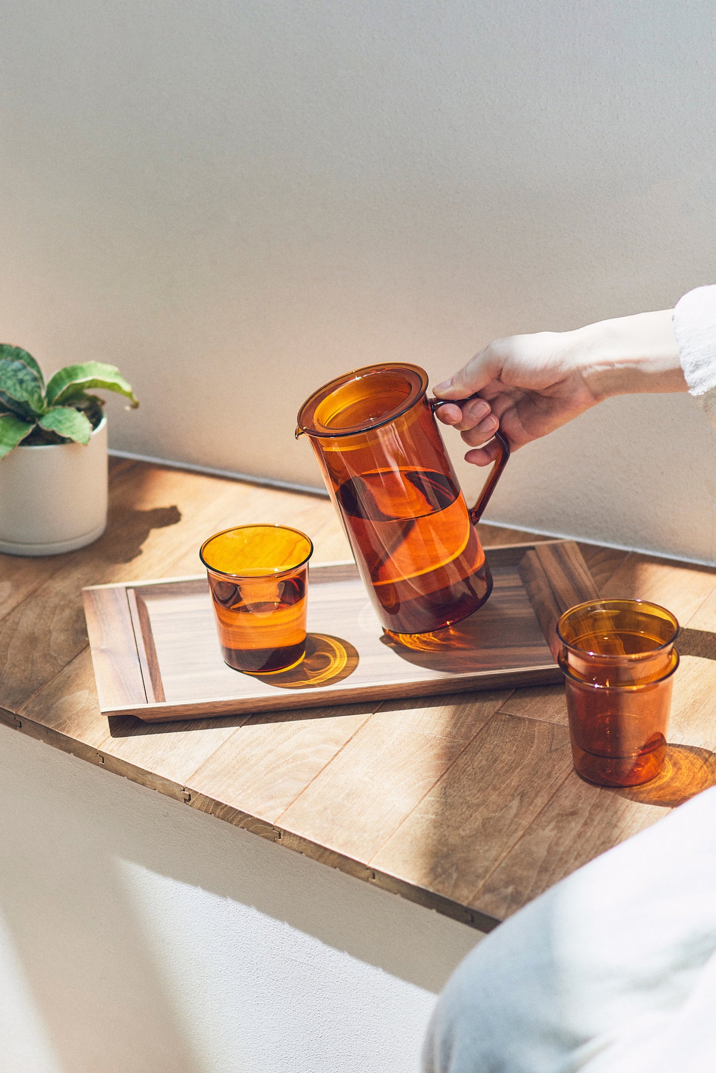 CAST AMBER glass (250ml)